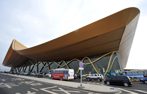 昆明長水國際機場開始正式運營