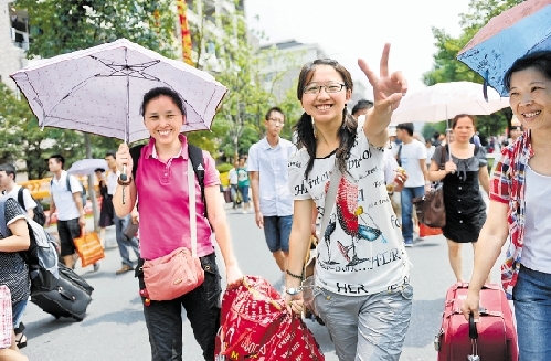 浙大5700多名本科新生昨起陸續報到