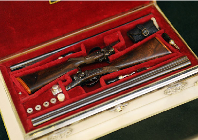 英國(guó)“王室拼圖”首亮相 84歲女王最愛(ài)“盲拼”