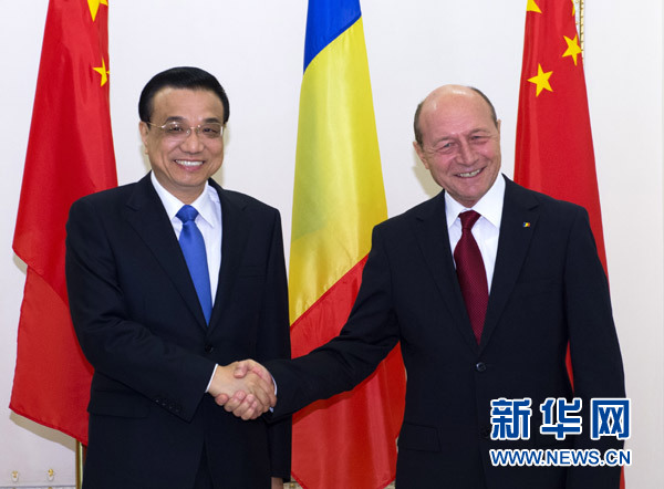 李克強會見羅馬尼亞總統伯塞斯庫