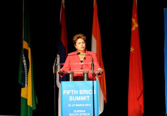 習(xí)近平出席金磚國家領(lǐng)導(dǎo)人與成員國工商界早餐會