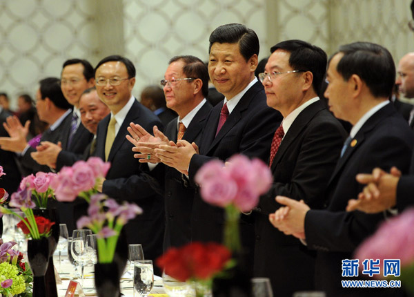 習近平出席洛杉磯華人華僑舉行的歡迎晚宴并致辭