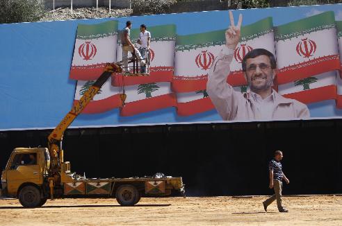 伊朗總統內賈德首次訪問黎巴嫩 數千民眾迎接