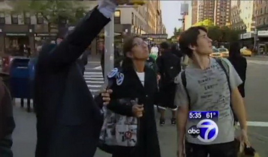 組圖:美國紐約天空出現不明飛行物