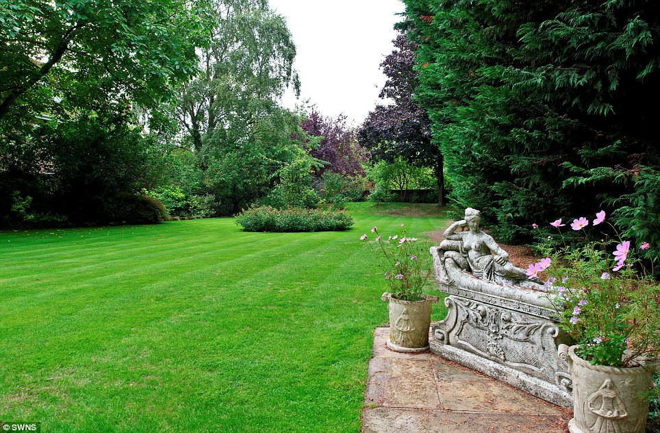 英王查理二世老宅首次公開出售 叫價500萬英鎊