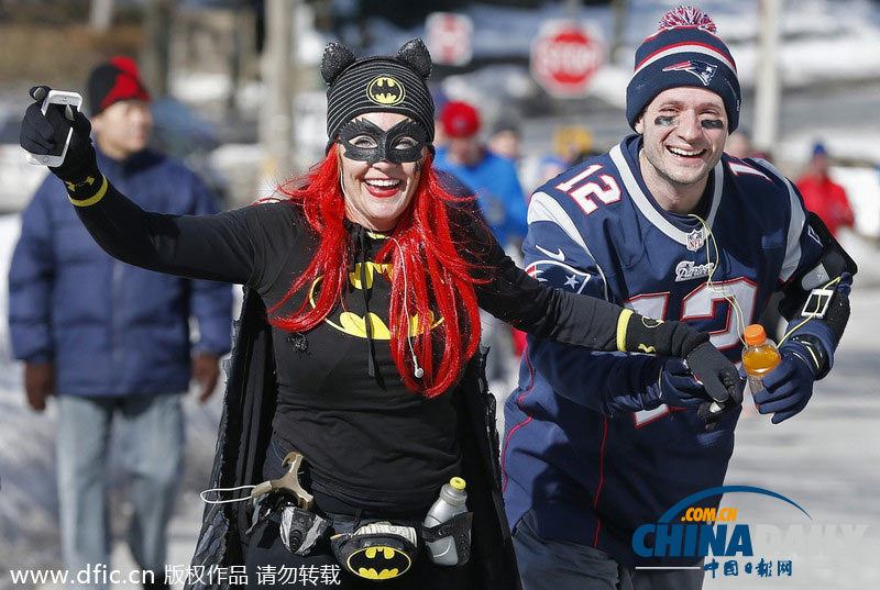 運動員穿卡通服裝備戰波士頓馬拉松 為慈善奔跑歡樂多