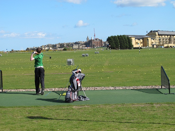 圣安德魯斯：世界球迷神往的高爾夫故鄉(xiāng)（組圖）