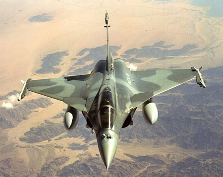 法新戰機“陣風”以一當七 取代7種戰機作戰功能