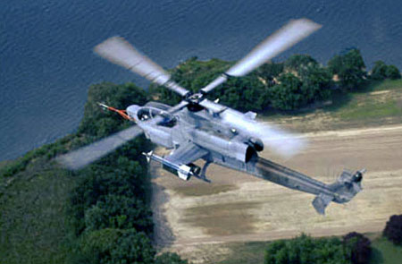 適應戰場需要 美最新型攻擊直升機問世