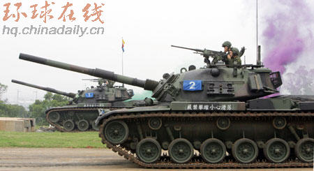 臺軍CM11主力戰車進行多項目操演