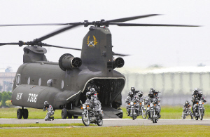 讓呂秀蓮下作戰(zhàn)指令 臺軍演練扁“失蹤”