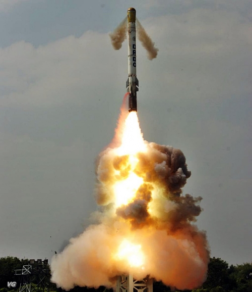 印：遏制中國要改不先用核武原則