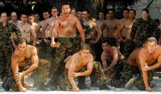 新西蘭士兵大秀“毛利戰舞”