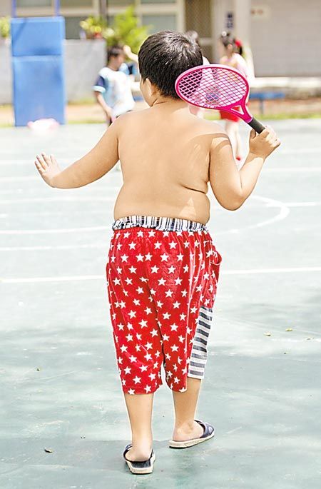 研究表明臺(tái)灣青少年亞洲最胖 久坐少睡是致胖原因