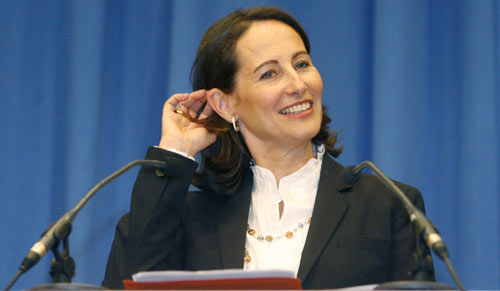 德“鐵娘子”會(huì)晤法“美女政客” 魅力性格大比拼