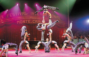廣州雜技團獲蒙特卡洛“銀小丑”獎