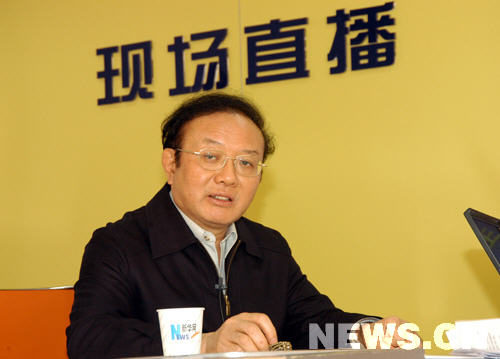 商務(wù)部副部長(zhǎng)：勿給中國扣殖民主義帽子