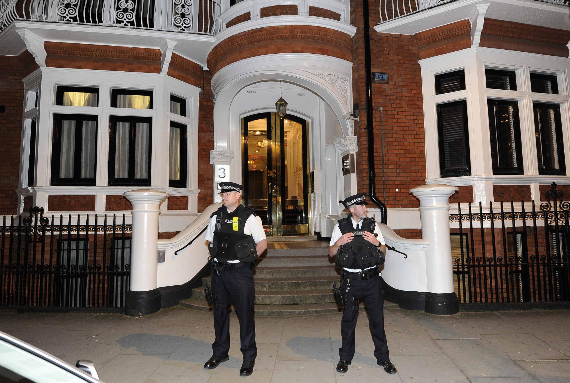 維基解密創始人躲入厄瓜多爾駐英使館 欲尋求政治避難