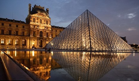 意大利15萬人聯名請愿 呼吁盧浮宮歸還名畫《蒙娜麗莎》