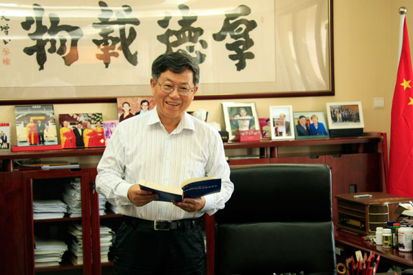 高層智囊遲福林： 中國五位一體改革必順應(yīng)人民“共富”愿望