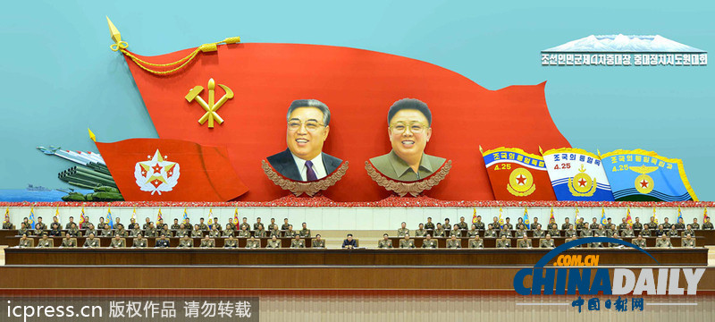 朝鮮最高領導人金正恩觀看軍人藝術慶典(圖)