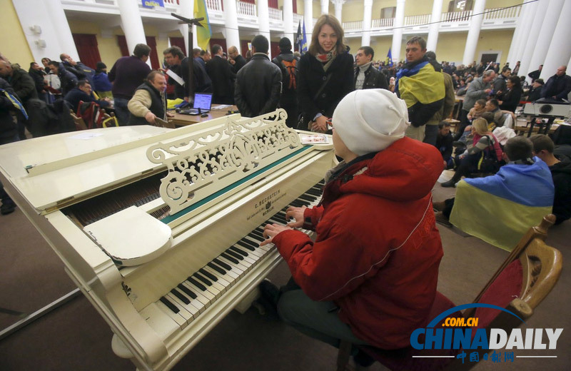 烏克蘭親歐盟示威活動升級 抗議者占領政府大樓