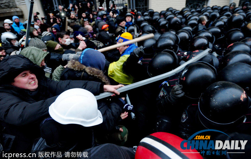 烏克蘭親歐盟示威活動升級 抗議者占領政府大樓