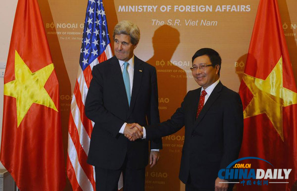 克里訪問越南首都河內 敦促越方進行各項改革