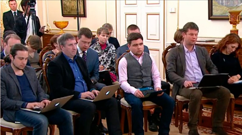 普京開新聞發(fā)布會(huì) 稱烏克蘭事件系違憲政變和武裝奪權(quán)