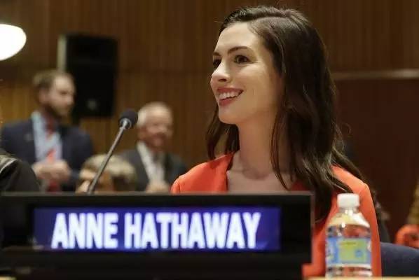 安妮·海瑟薇聯合國霸氣演講