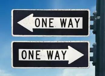 老說“人設(shè)崩塌”,它的英文該怎么說?