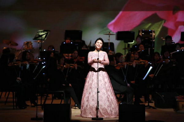 這些年,春節已經走出國門,各國都在跟我們一起過年