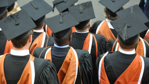 英國大學學費明年小幅漲價