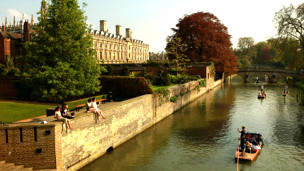 警察涉收買學(xué)生間諜 劍橋校長要求解釋