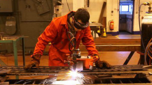 報告:英國低技能職位比例偏高