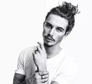 超人氣男士發型Man Bun