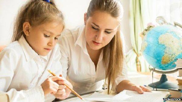 職場不光有“玻璃屋頂”，還有“玻璃地板”