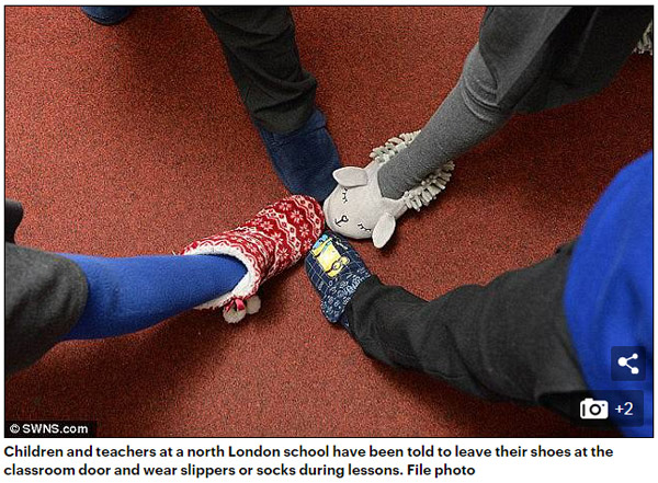 禁止穿鞋、握手、交朋友？奇葩校規知多少