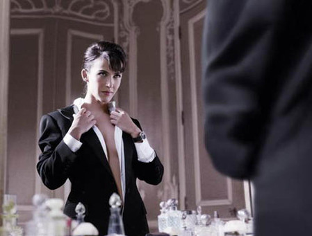 Sophie Marceau stars in jewelry ad campaign