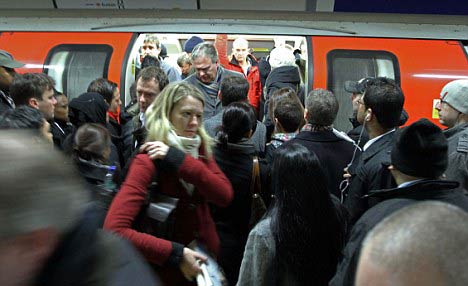 奧運交通壓力大 1/3倫敦人須在家上班