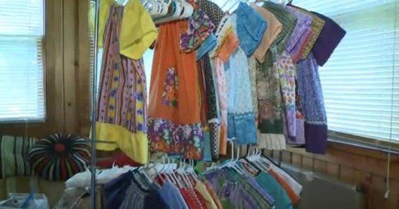 超有愛:99歲老奶奶每天做一條裙子捐給非洲兒童