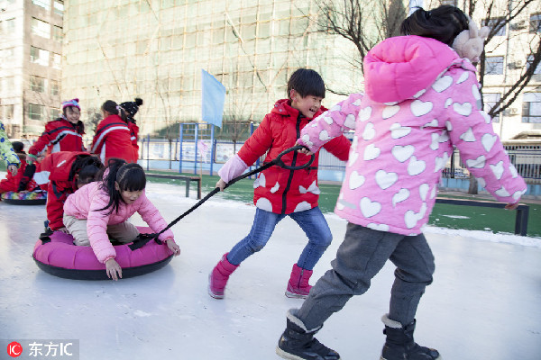 School in Jilin builds its own ice rink