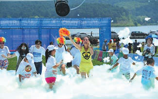 Changchun in a yearlong mood of giving