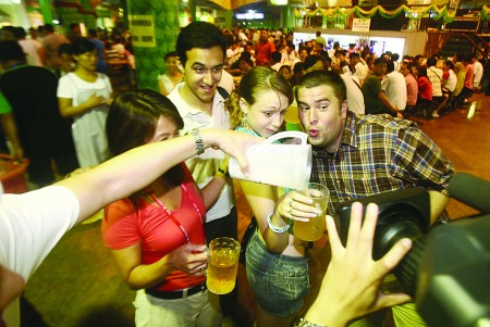 狂歡青島啤酒節