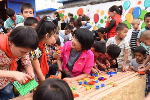 Kindergarten brings fun to Xinjiang children
