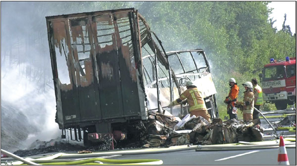 18 feared dead in fiery bus crash