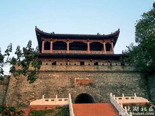 Su--memorized by the city of Huanggang