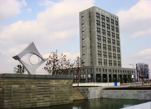 堅實的產(chǎn)業(yè)基礎