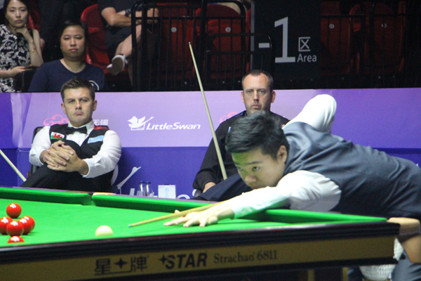 Chinese teams march into semis at Snooker World Cup