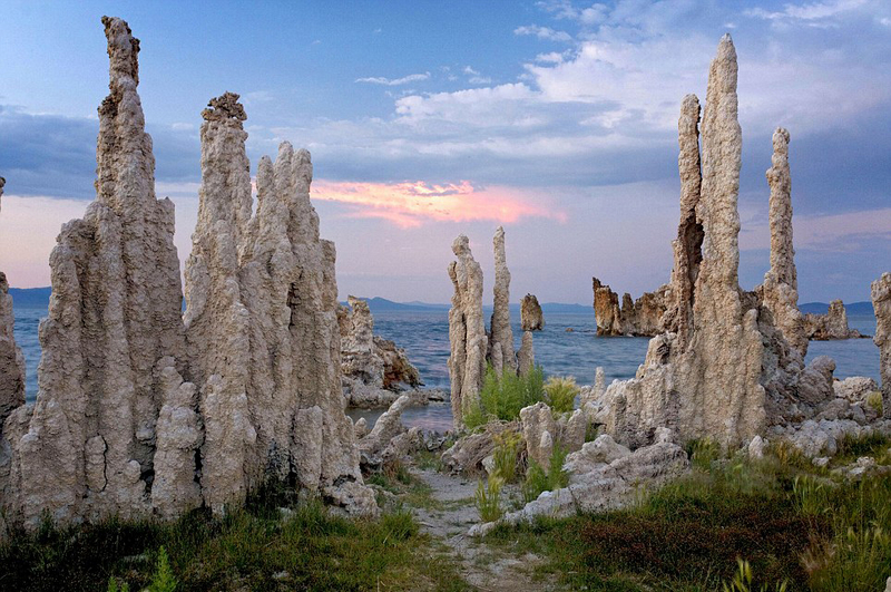 壯觀！真實(shí)存在于地球上的奇異美景(組圖)